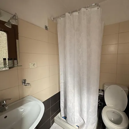 Xhelo's Guest house