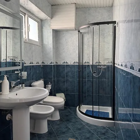 Xhelo's Maison d'hôtes 3*